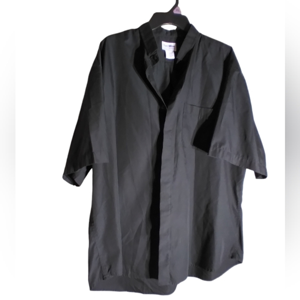 Churchwear by Murphy black button down clergy shirt